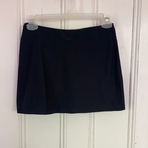 Nike dry fit skort, small (4-6)